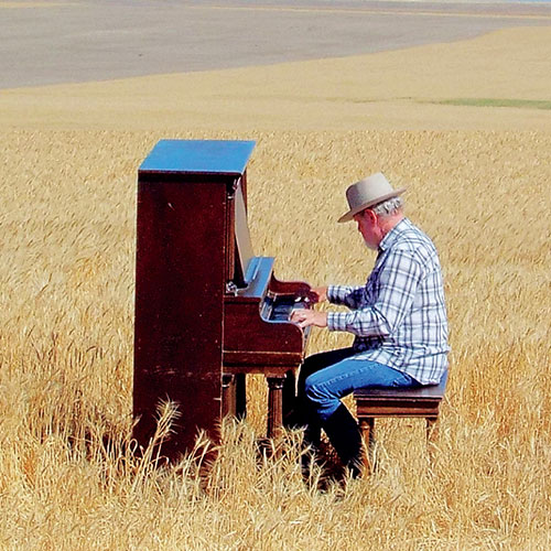 Lyders wheat field with a piano